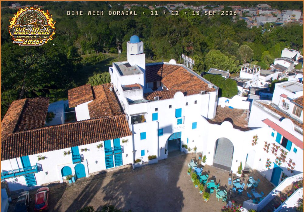 Hotel Aldea Plaza, El Santorini Colombiano — Doradal, Antioquia
